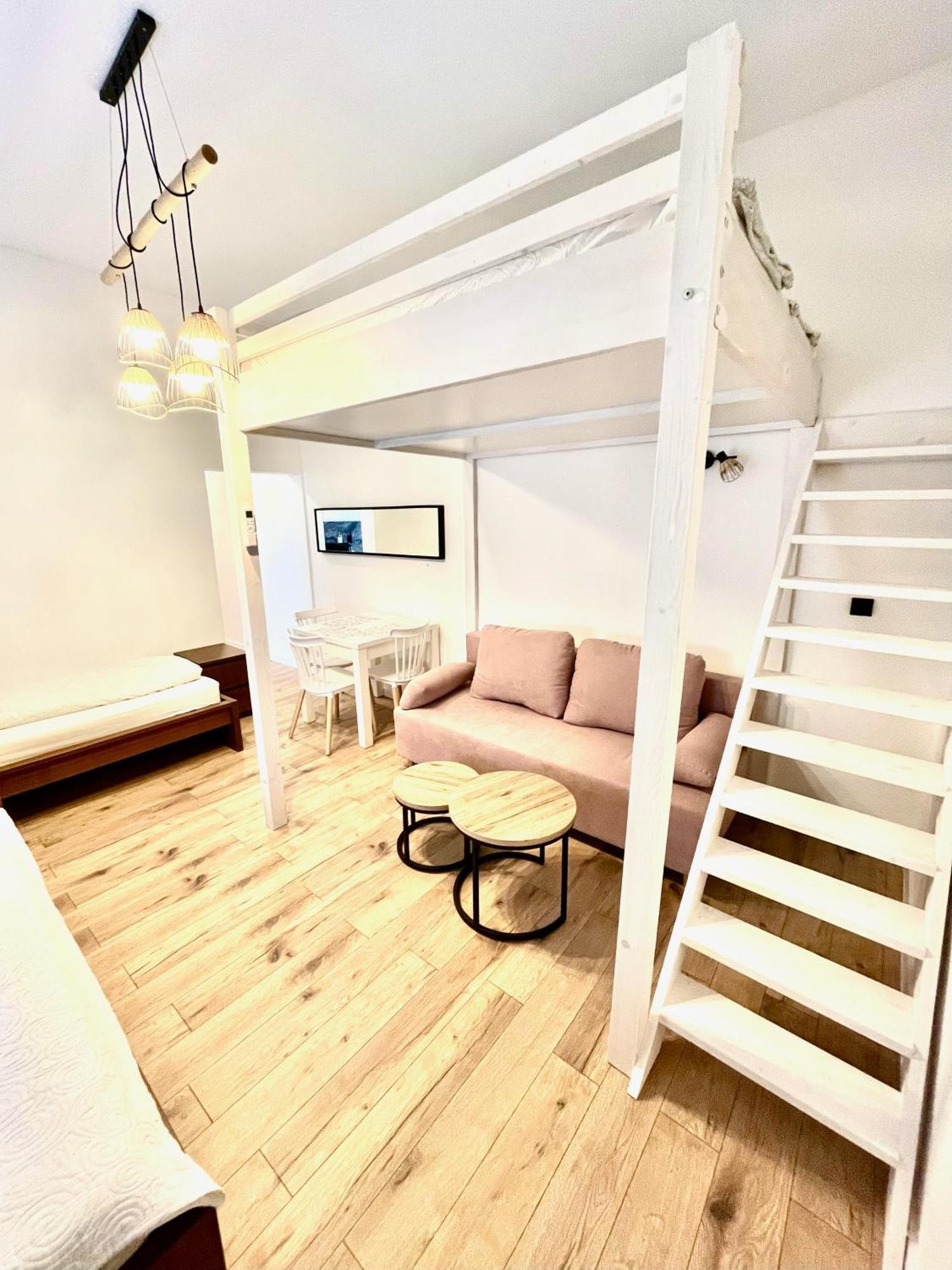 Pokoje Goscinne Wislna Krakow Exterior photo