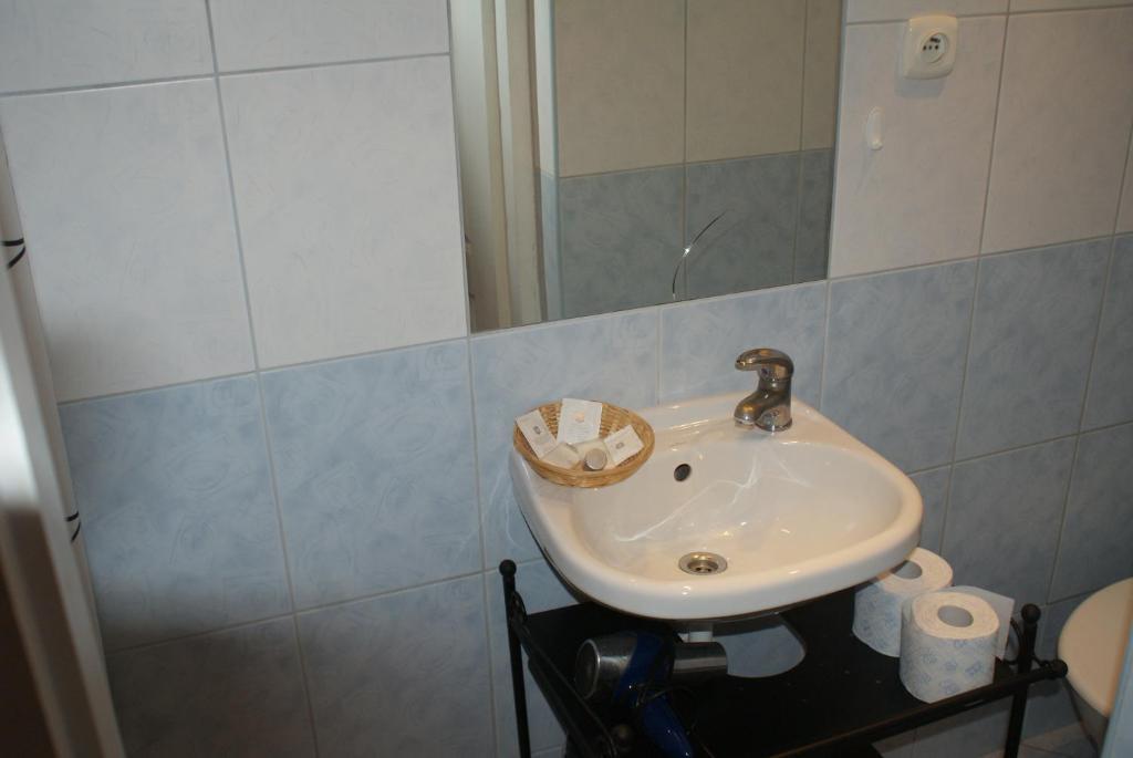 Pokoje Goscinne Wislna Krakow Room photo